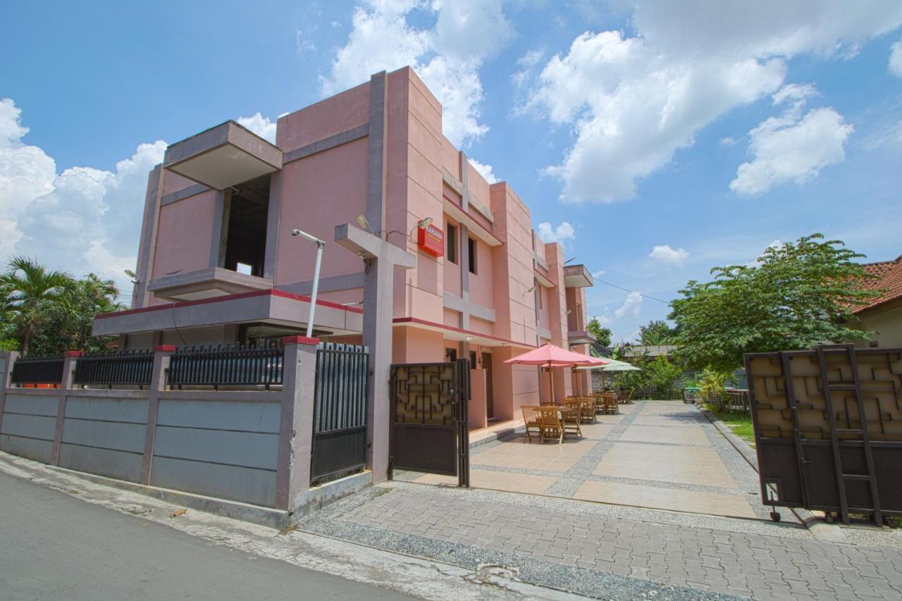 Karana House Syariah Ξενοδοχείο Melati Εξωτερικό φωτογραφία